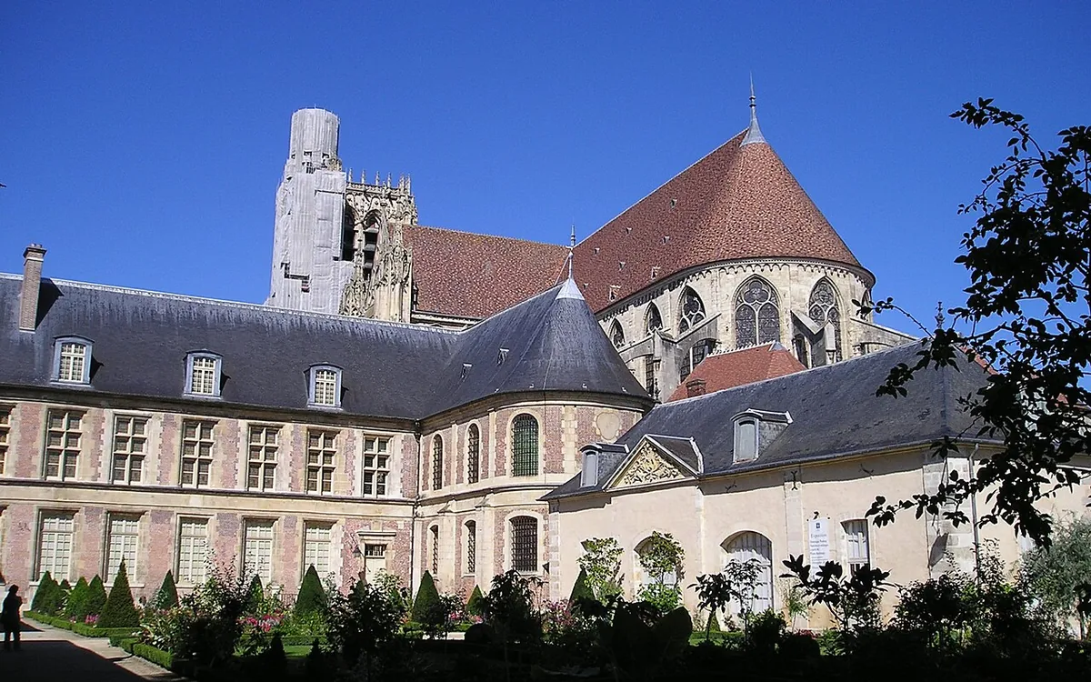 Sens, Yonne